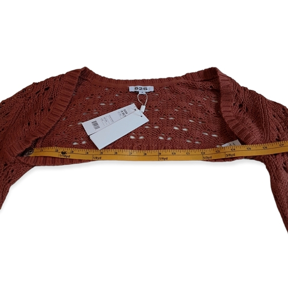 525 America Pointelle Shrug Small - Picture 7 of 16